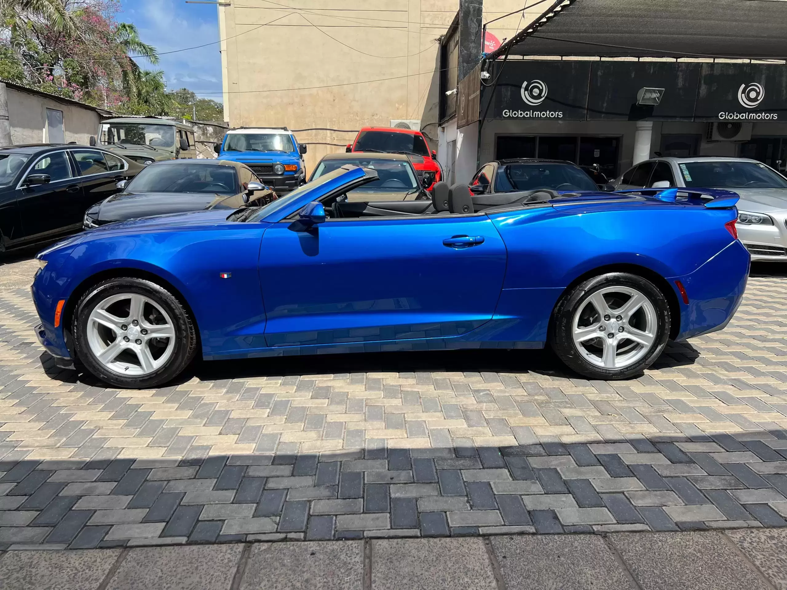 Chevrolet Camaro Convertible 2017 en Globalmotors: Potencia y estilo deportivo. - Imagen 4
