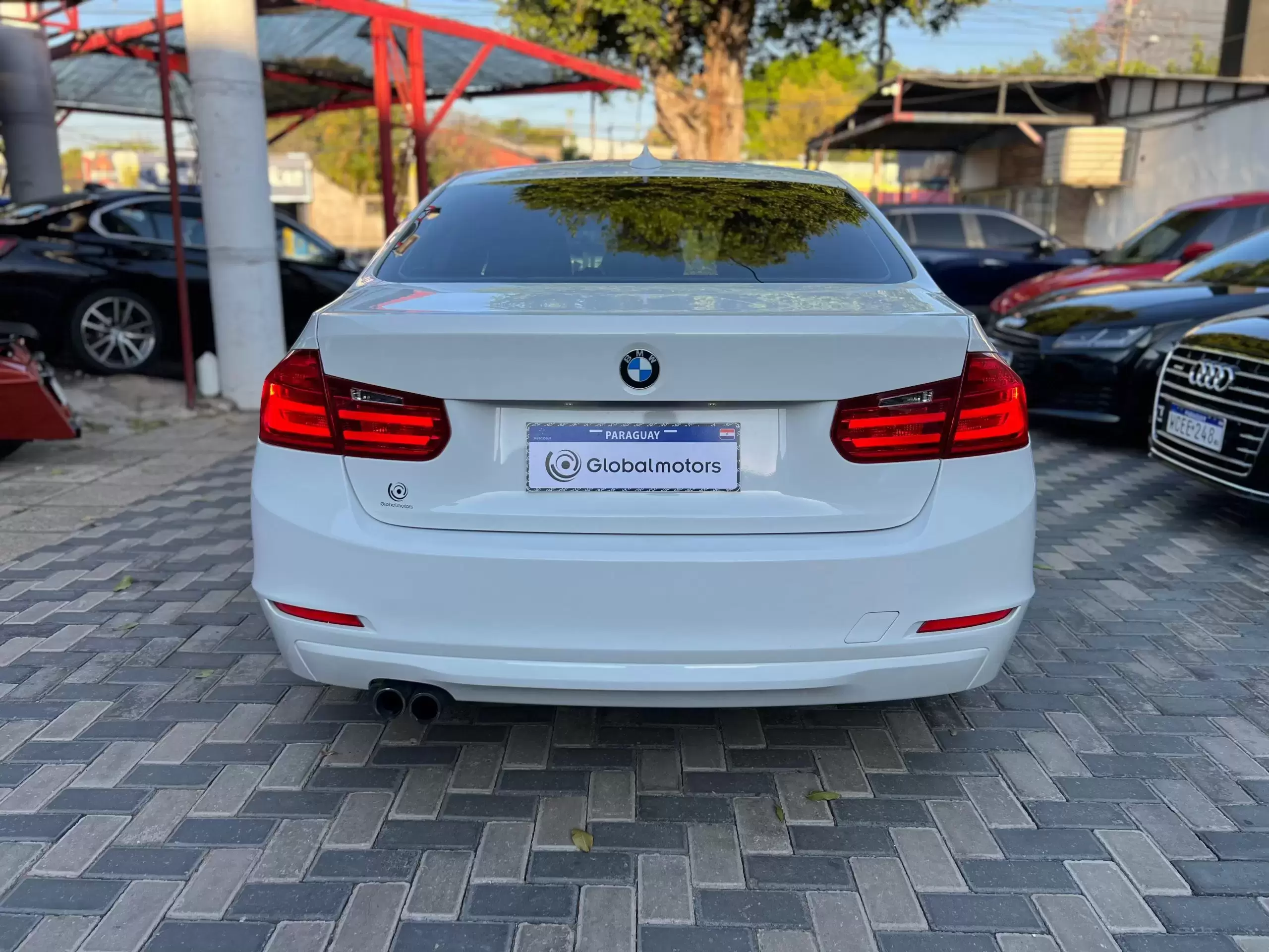 BMW 328i Luxury Line 2014 en Globalmotors: Elegancia y deportividad. - Imagen 6