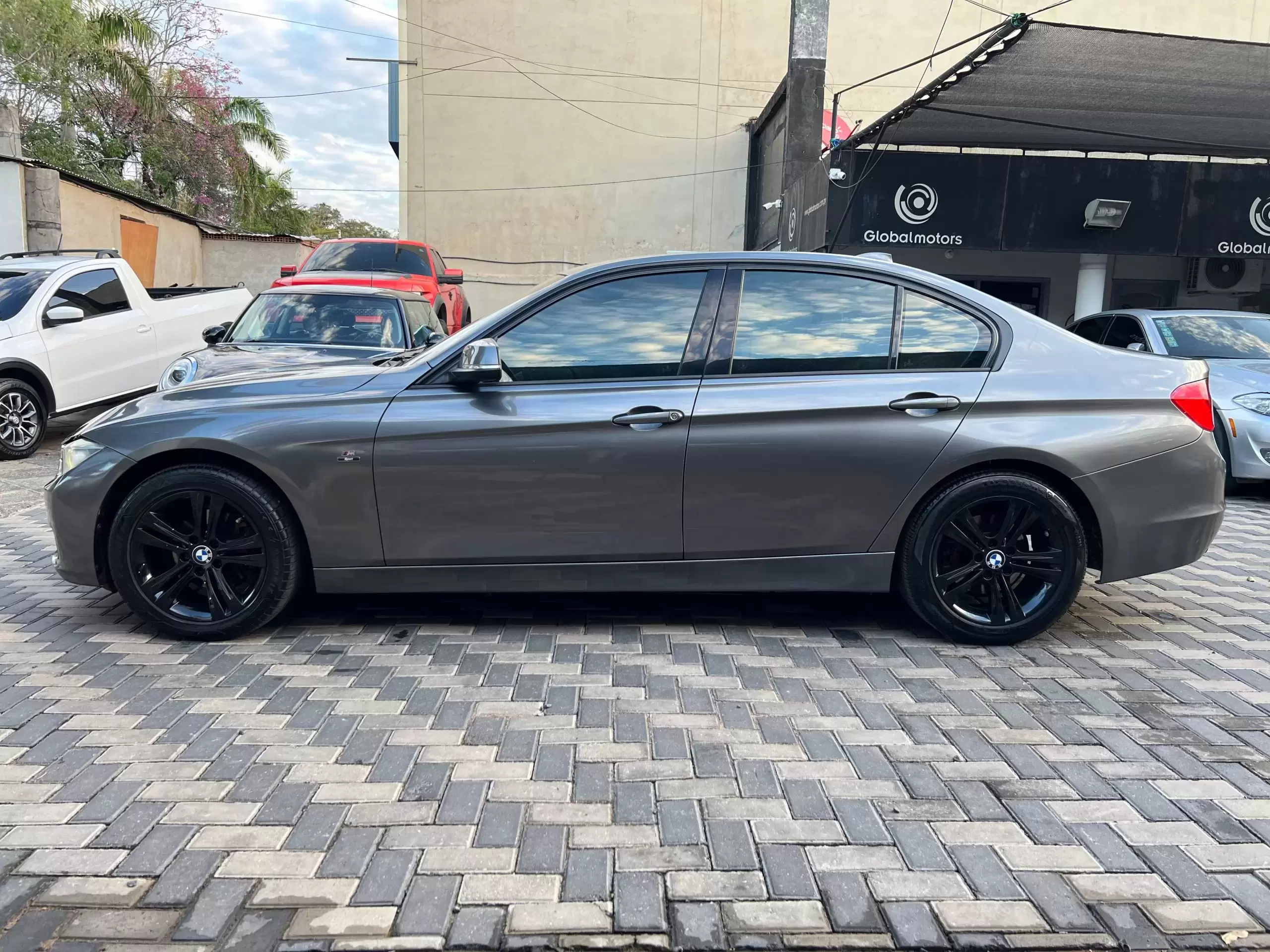 BMW 316i Sport 2015 en Globalmotors: Estilo, eficiencia y deportividad. - Imagen 3