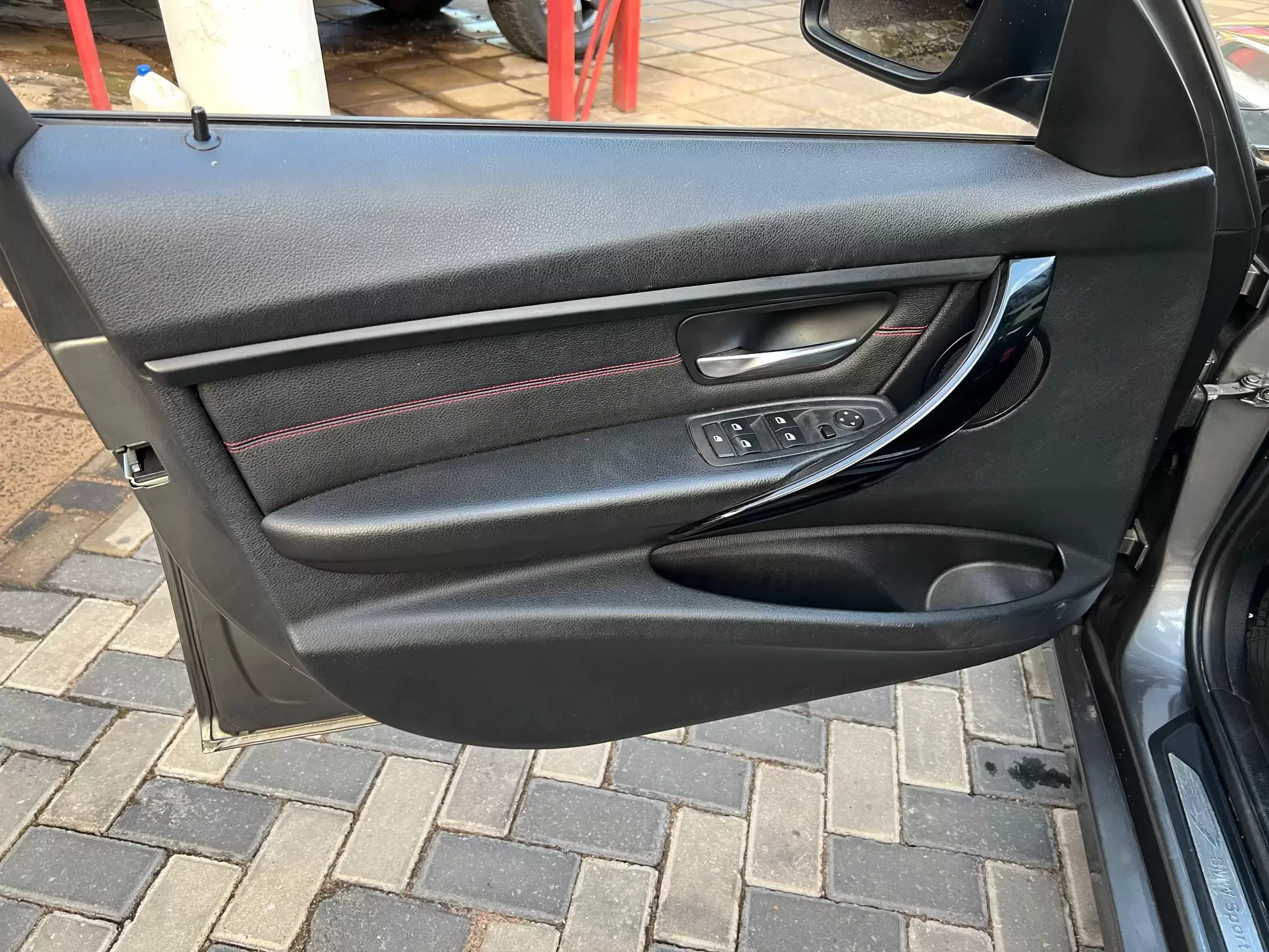BMW 316i Sport 2015 en Globalmotors: Estilo, eficiencia y deportividad. - Imagen 9