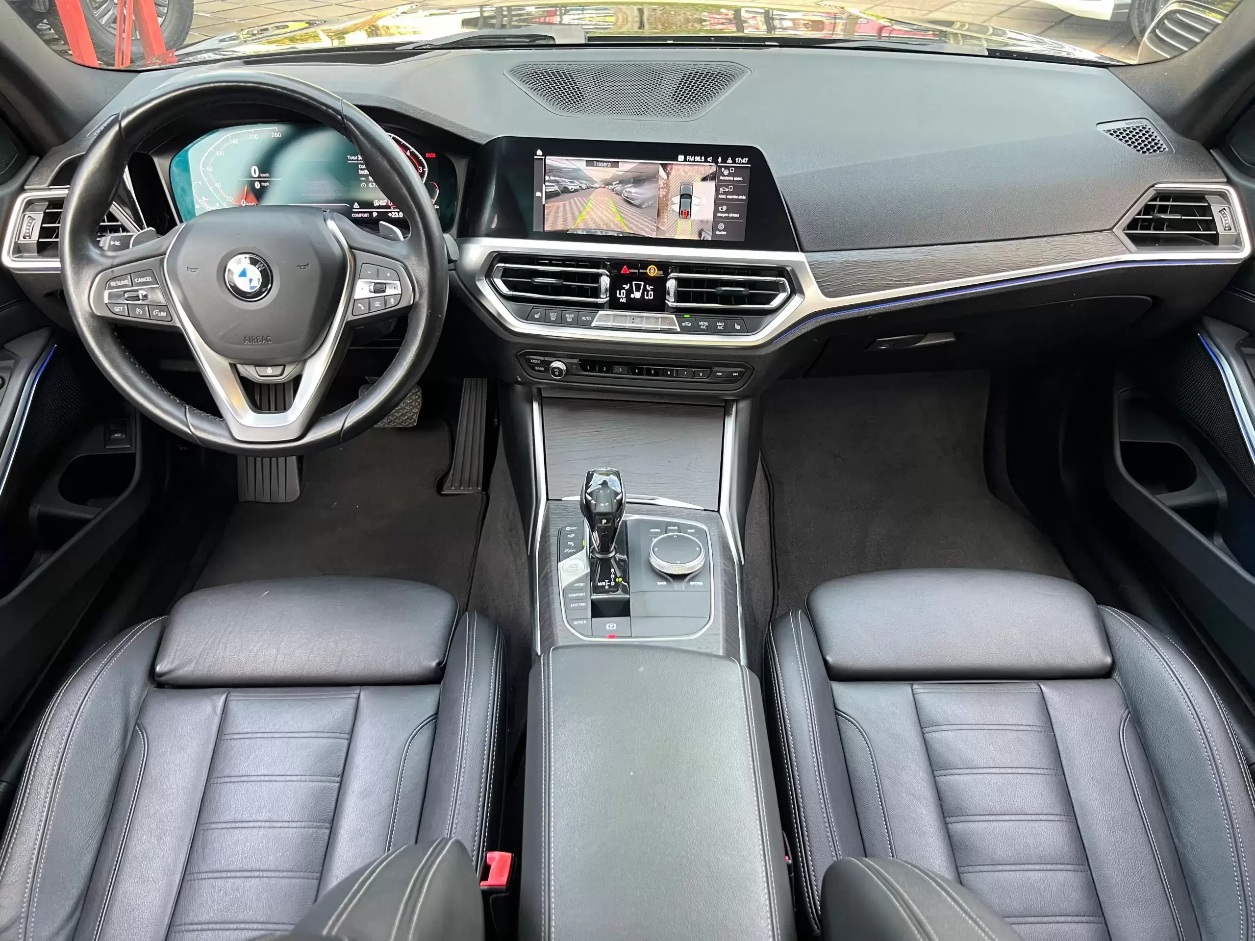 BMW 330i Executive Package 2019 en Globalmotors: Elegancia y tecnología. - Imagen 15