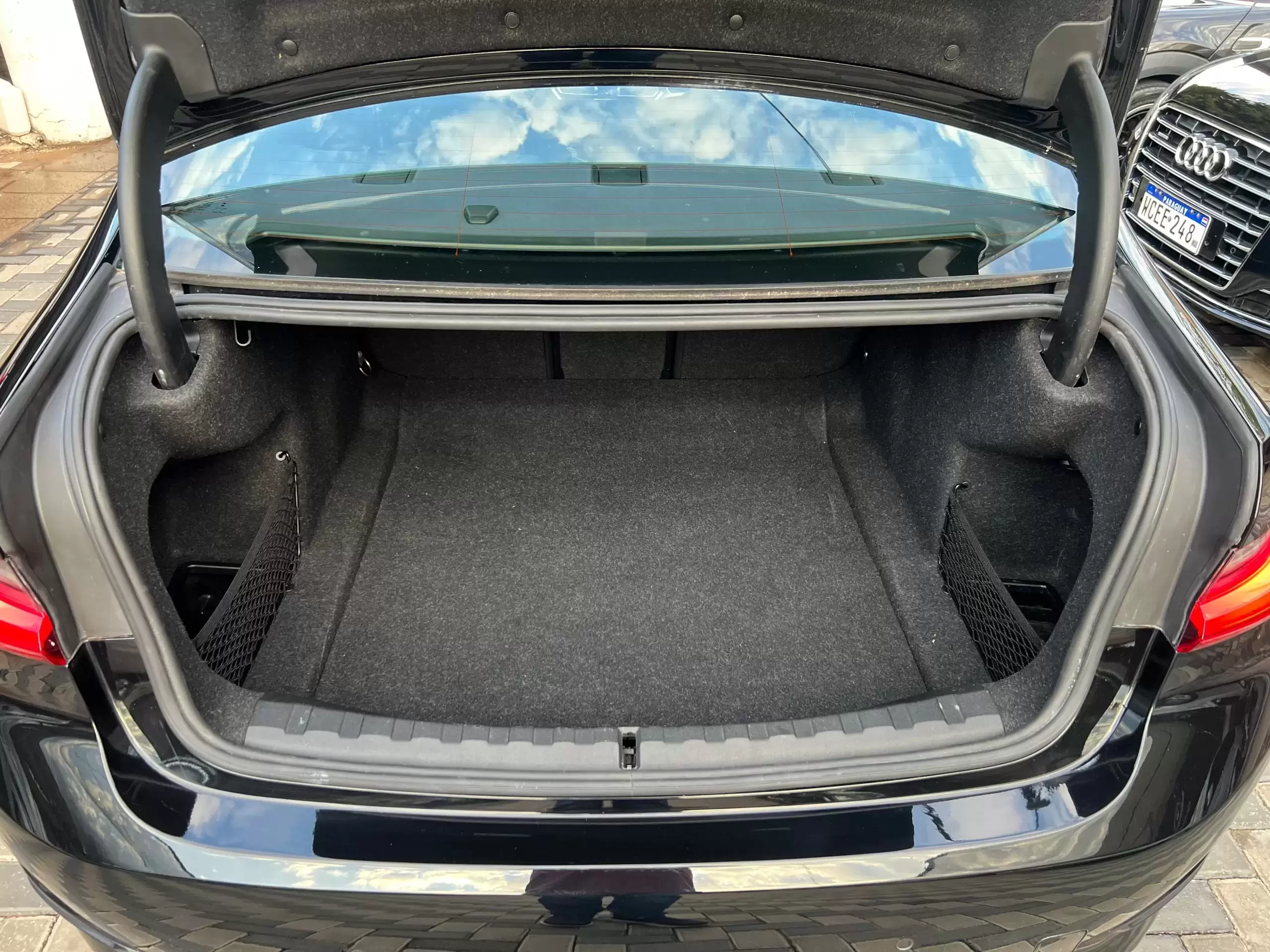 BMW 330i Executive Package 2019 en Globalmotors: Elegancia y tecnología. - Imagen 18