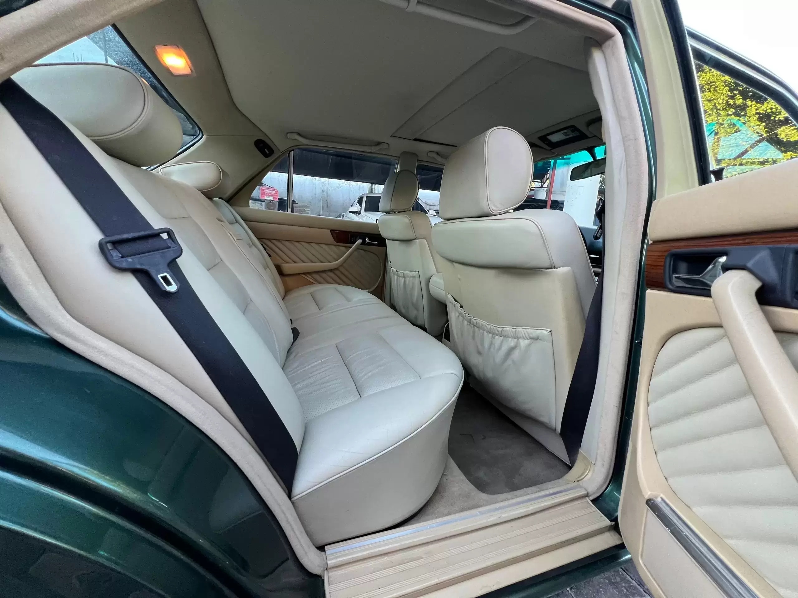 : Mercedes Benz 300 SE Full 1991 en Globalmotors, Asunción. - Imagen 9