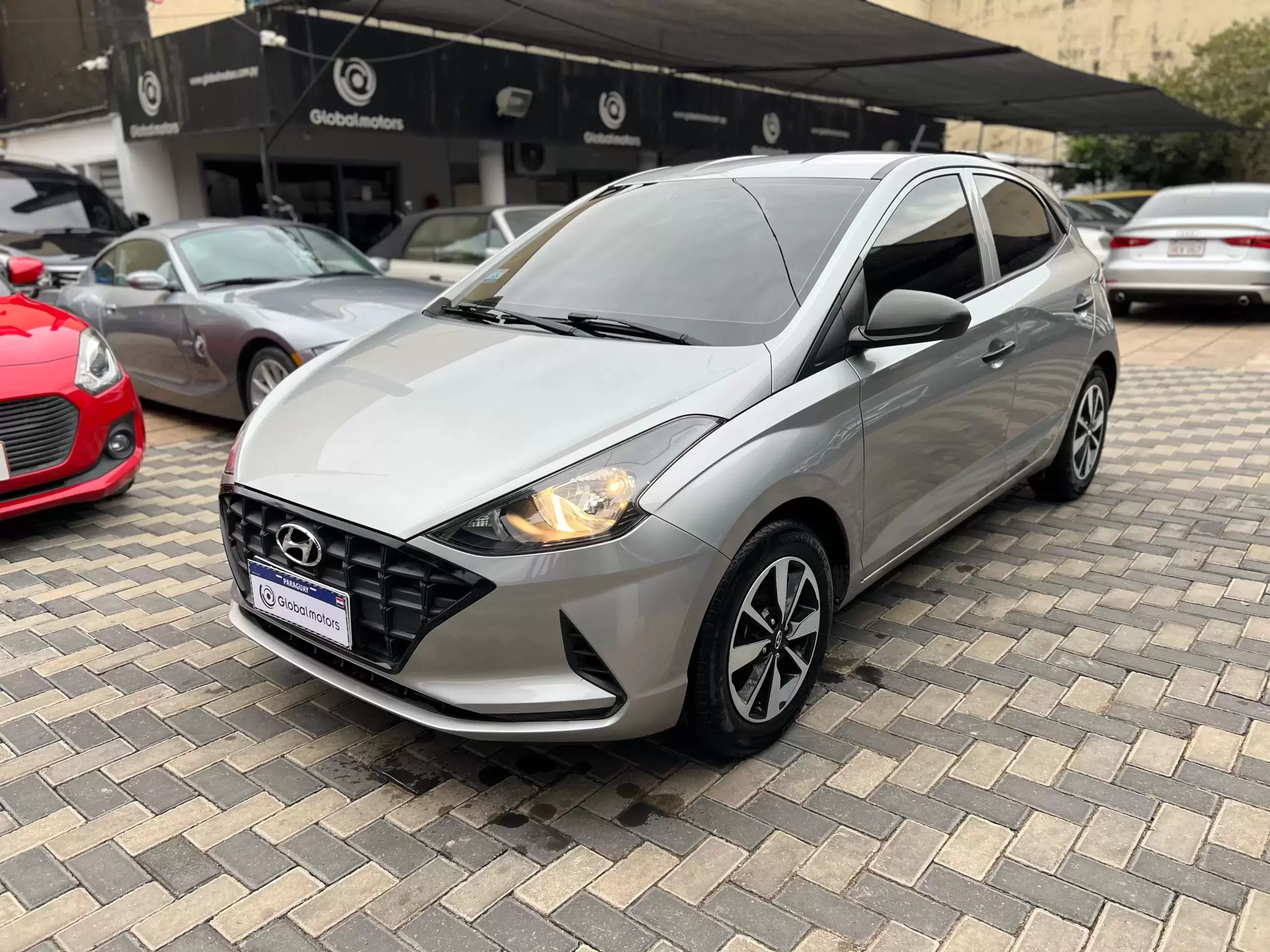 Hyundai HB20 2021 en Globalmotors: Estilo, eficiencia y tecnología compacta.