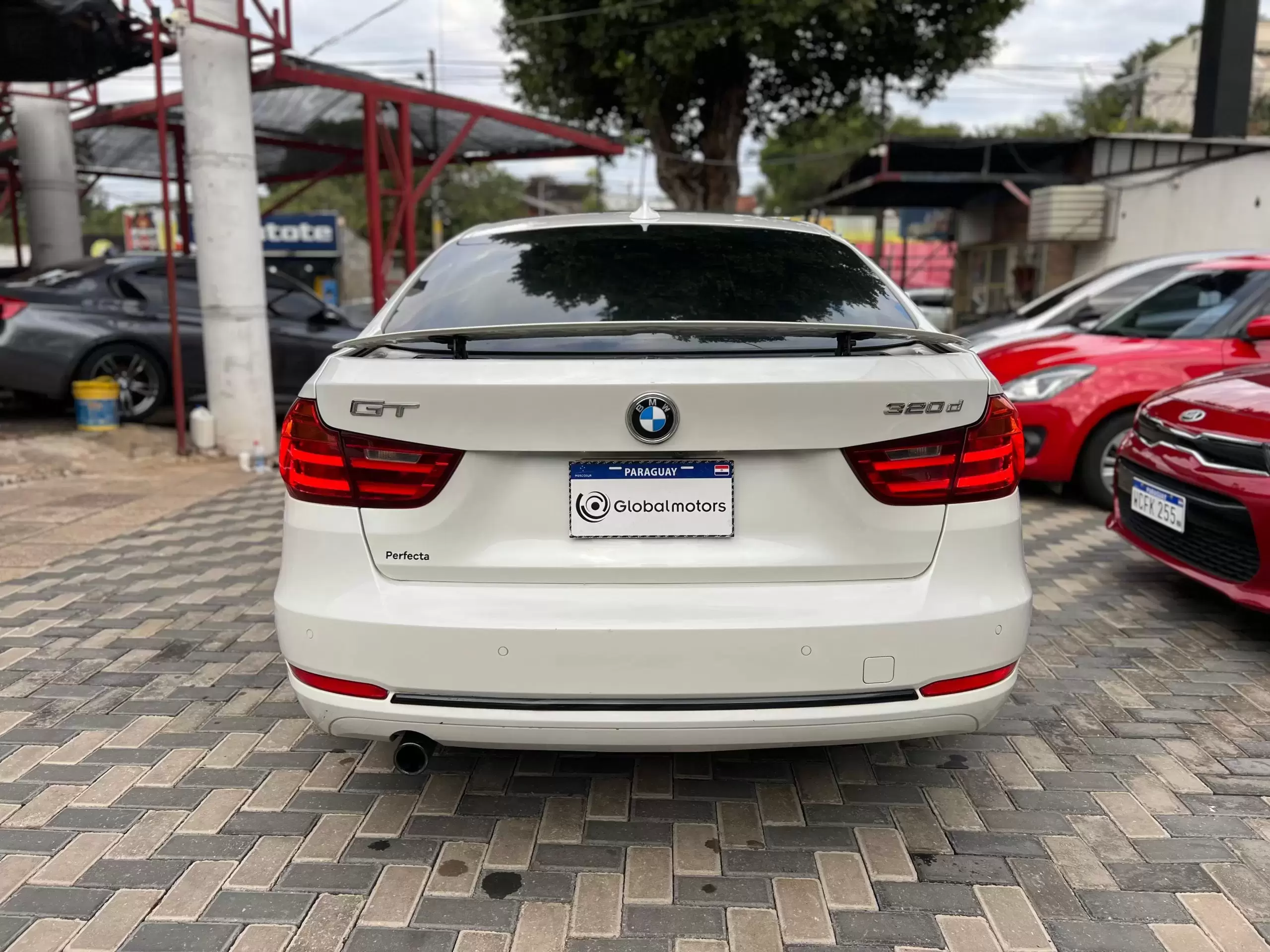 BMW 320d GT Sport 2014 en Globalmotors: Elegancia y rendimiento. - Imagen 6