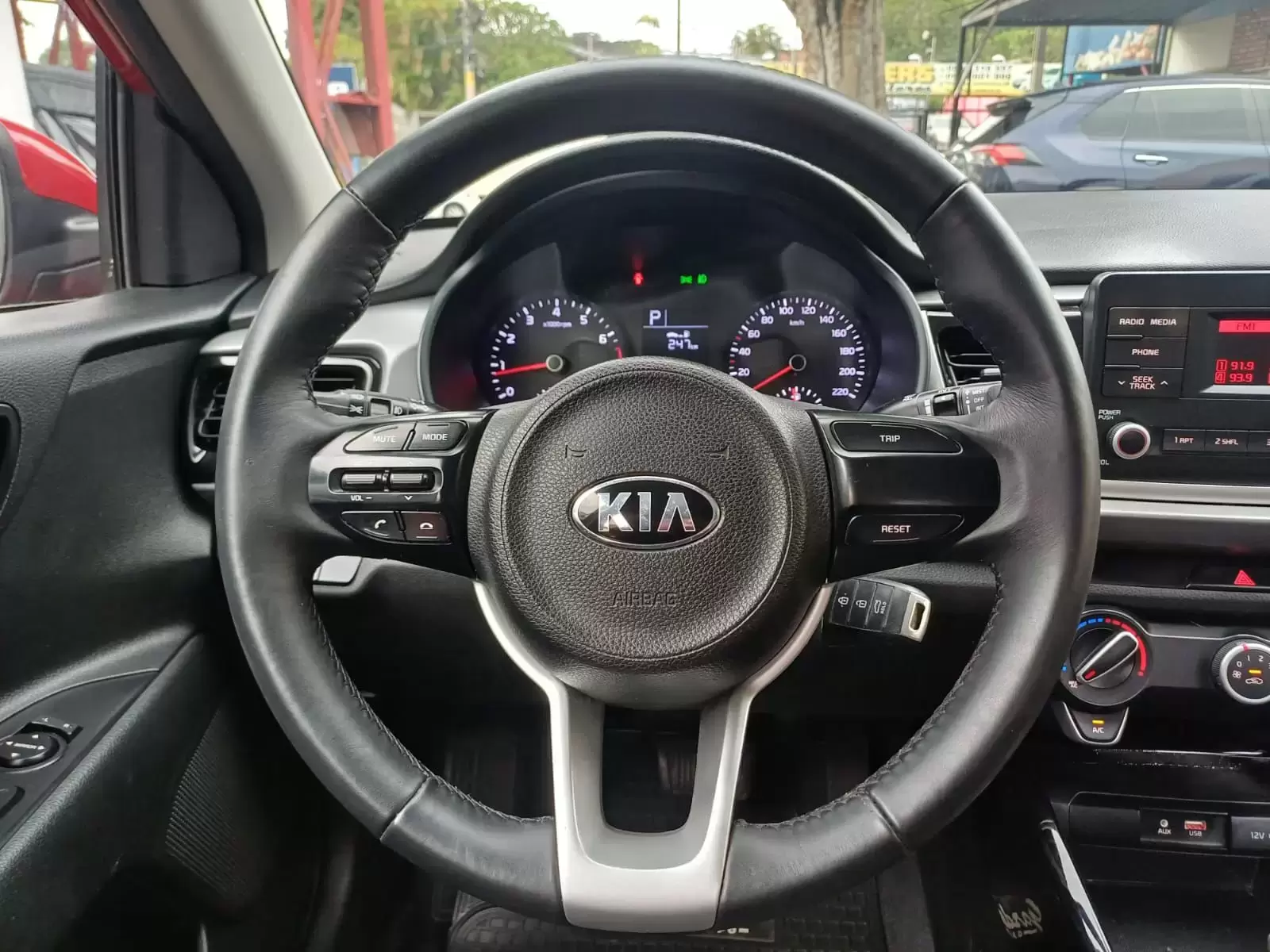 Kia Río Sedan 2018 en Globalmotors: Diseño moderno y equipamiento notable. - Imagen 17