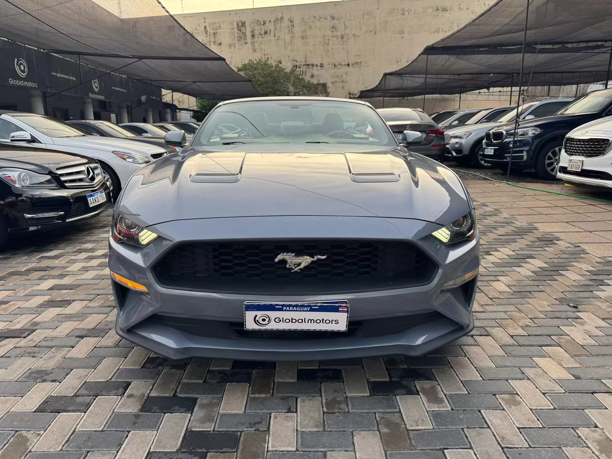Ford Mustang Cabriolet 2019 en Globalmotors: Potencia y estilo combinados - Imagen 2