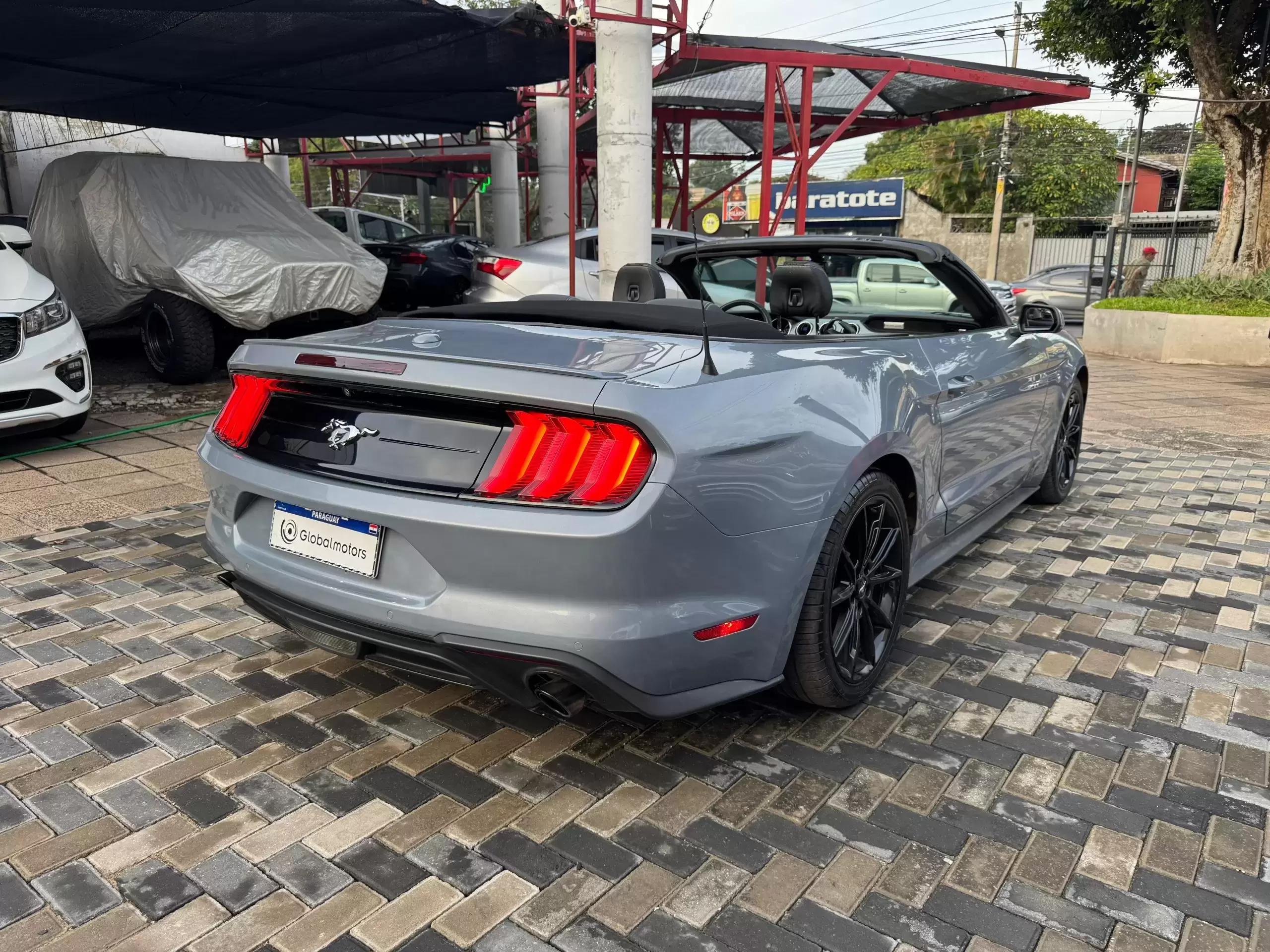 Ford Mustang Cabriolet 2019 en Globalmotors: Potencia y estilo combinados - Imagen 5