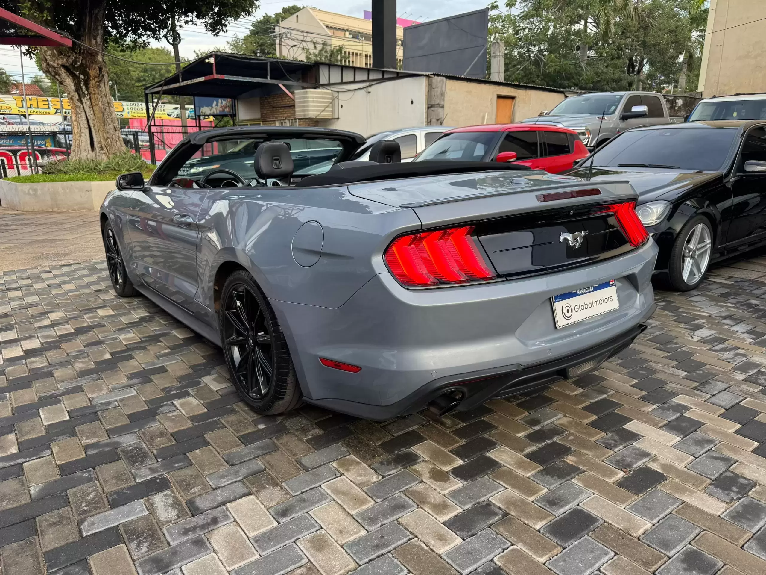 Ford Mustang Cabriolet 2019 en Globalmotors: Potencia y estilo combinados - Imagen 8