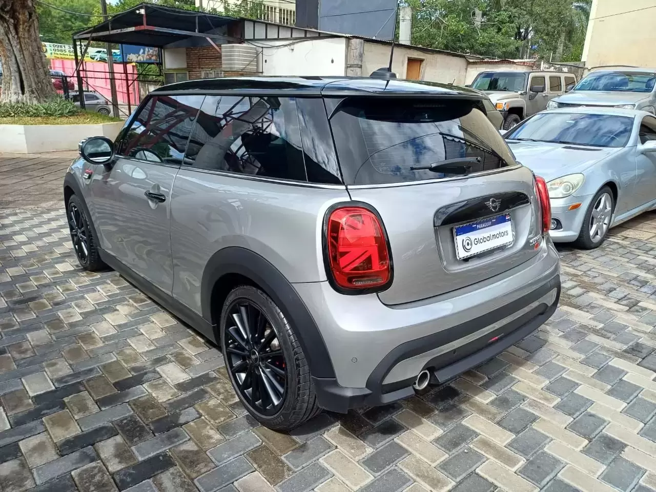 Mini Cooper Full 2024 en Globalmotors: Diseño icónico y tecnología avanzada. - Imagen 7