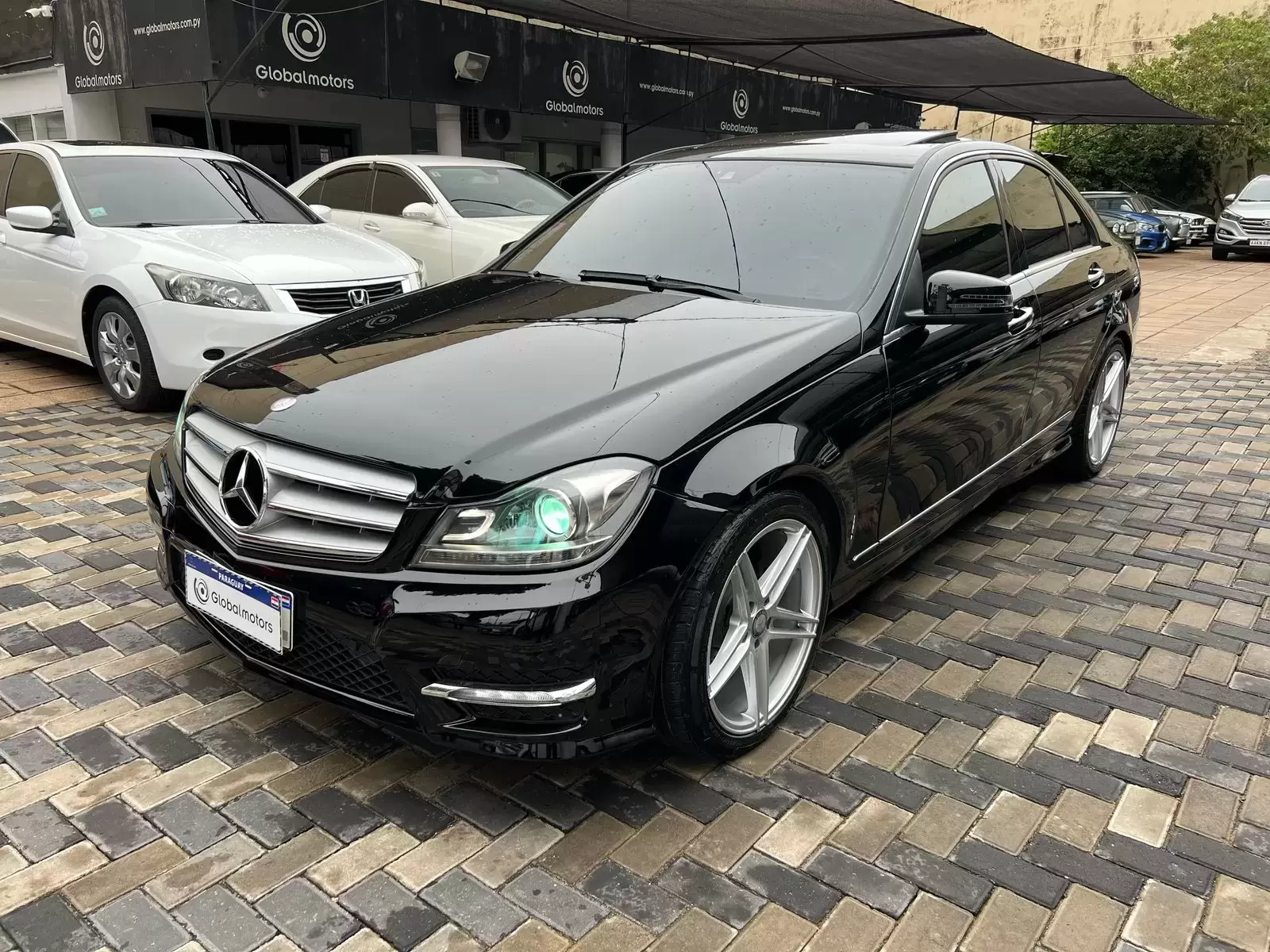 Mercedes Benz C250 Luxury Full 2012 en Globalmotors, Asunción, Paraguay.