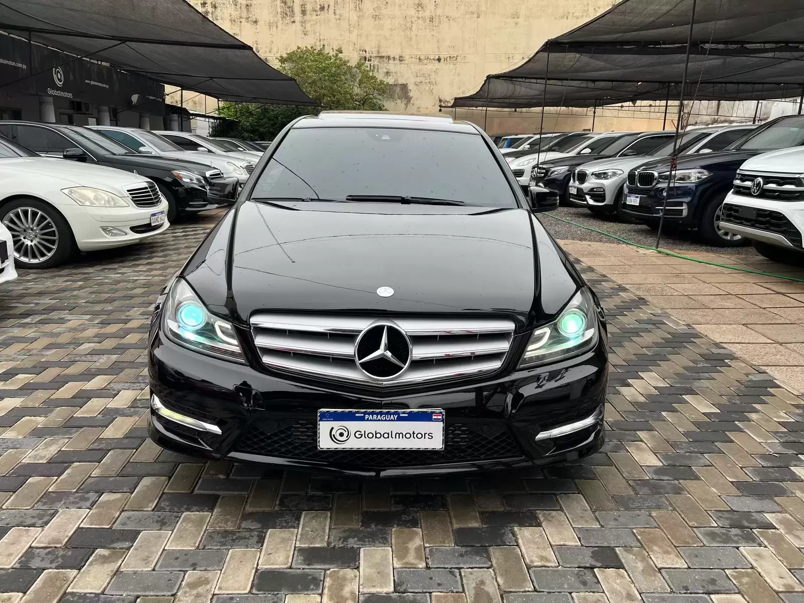 Mercedes Benz C250 Luxury Full 2012 en Globalmotors, Asunción, Paraguay. - Imagen 2