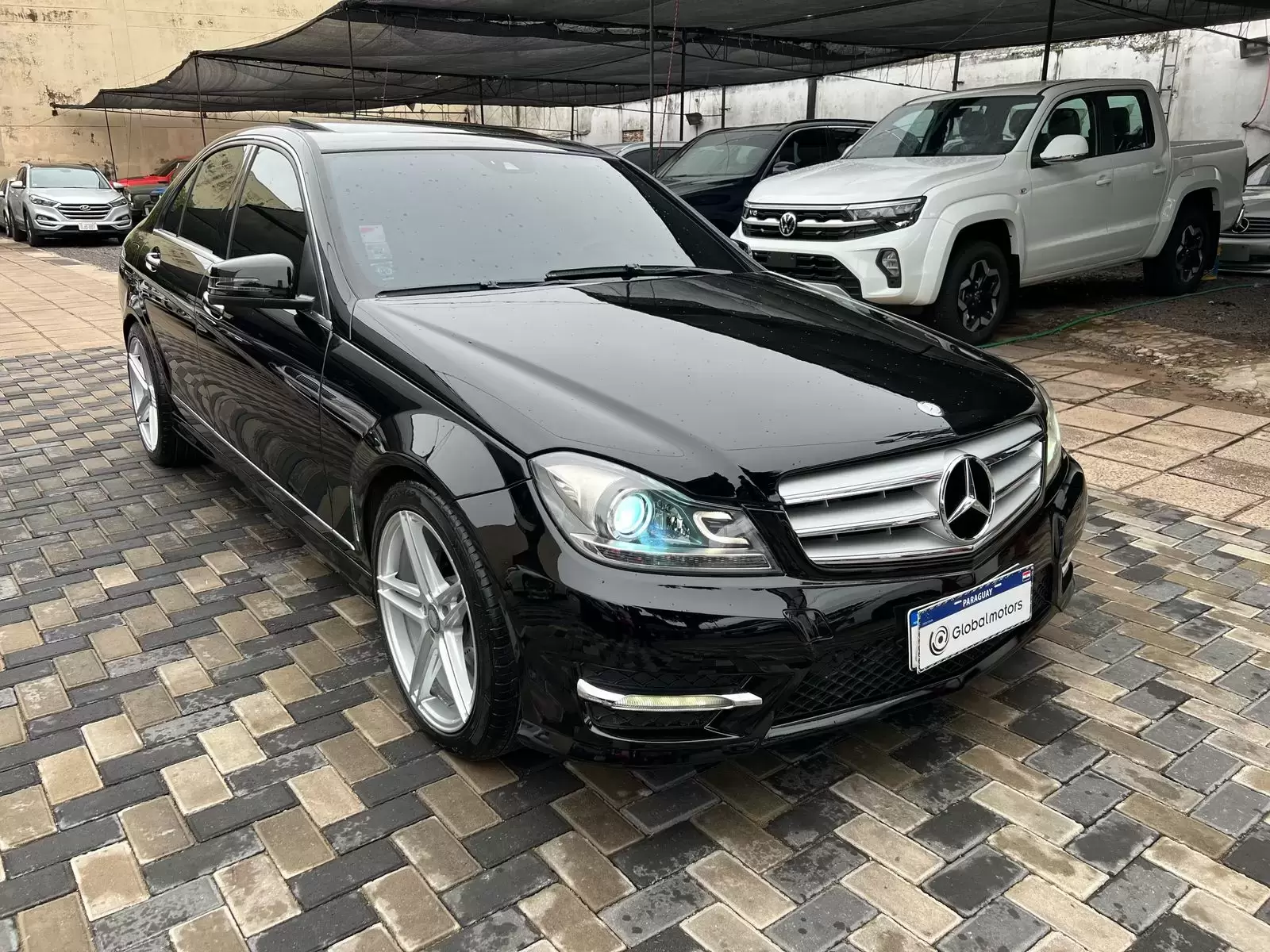 Mercedes Benz C250 Luxury Full 2012 en Globalmotors, Asunción, Paraguay. - Imagen 3