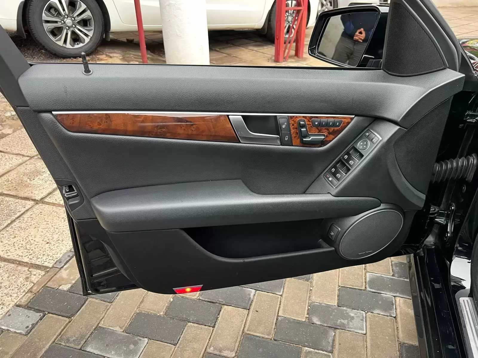 Mercedes Benz C250 Luxury Full 2012 en Globalmotors, Asunción, Paraguay. - Imagen 9