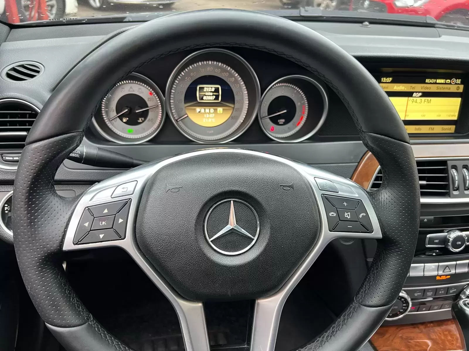 Mercedes Benz C250 Luxury Full 2012 en Globalmotors, Asunción, Paraguay. - Imagen 17