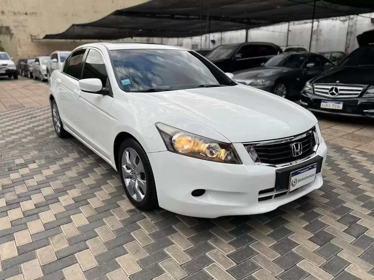 Honda Accord Full 2009 en Globalmotors: Elegancia y rendimiento excepcional. - Imagen 3