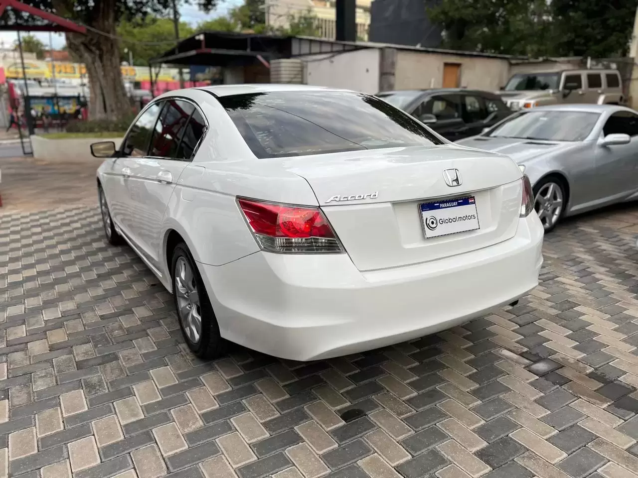 Honda Accord Full 2009 en Globalmotors: Elegancia y rendimiento excepcional. - Imagen 5