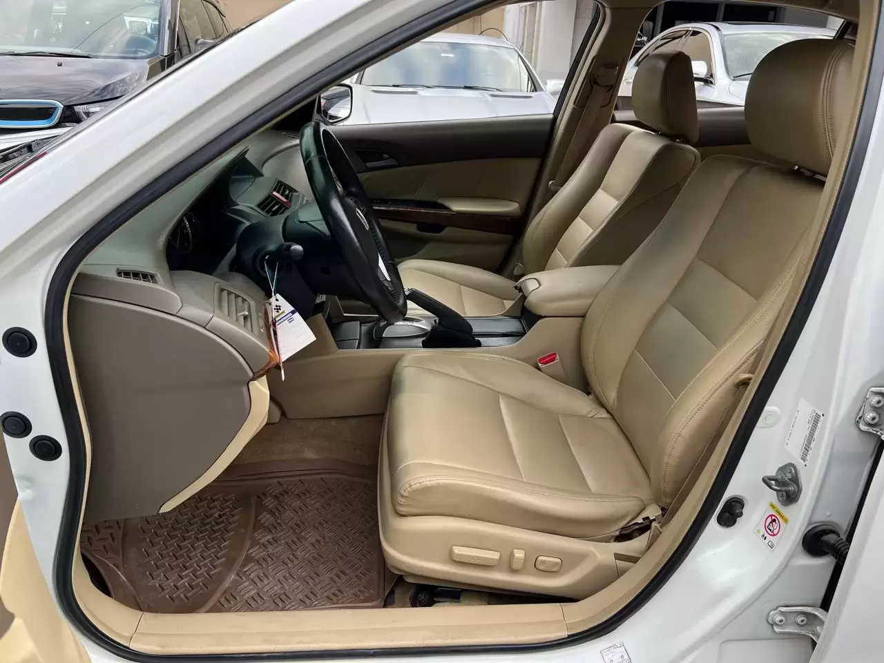 Honda Accord Full 2009 en Globalmotors: Elegancia y rendimiento excepcional. - Imagen 9