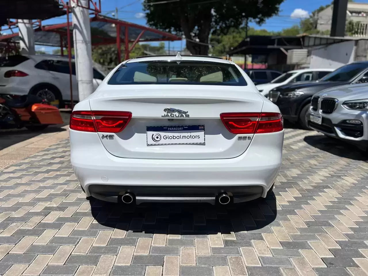 Jaguar XE 25t Full 2017 en Globalmotors: Lujo y rendimiento excepcional - Imagen 6