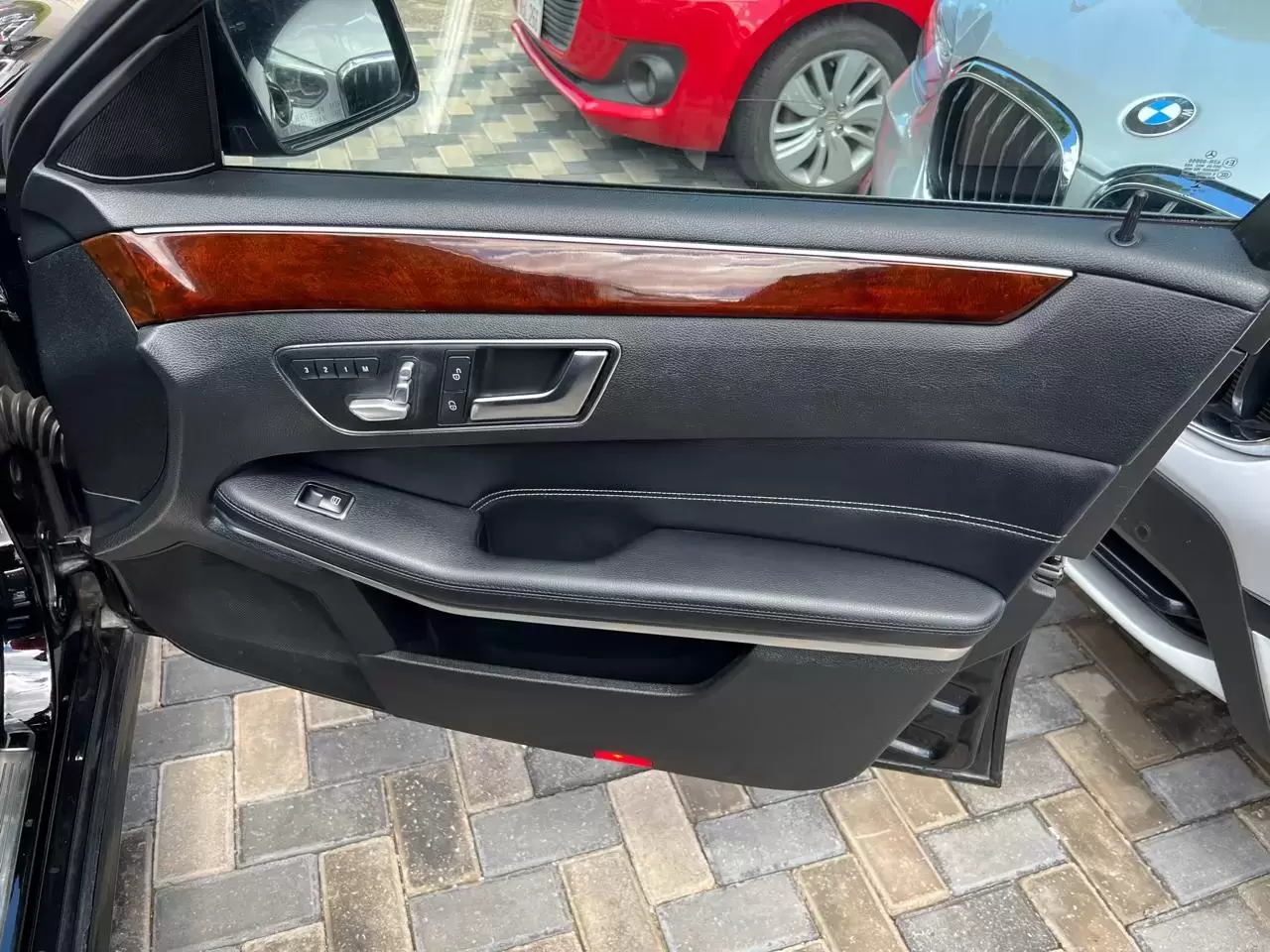 Mercedes Benz E250 Elegance 2014 en Globalmotors: Lujo y rendimiento. - Imagen 12