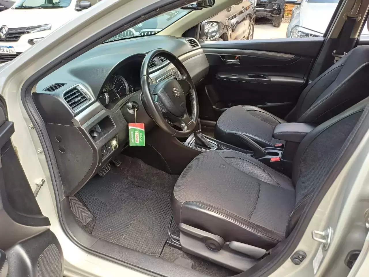 Suzuki Ciaz Sedan 2016 en Globalmotors: Eficiente y cómodo sedán compacto - Imagen 9