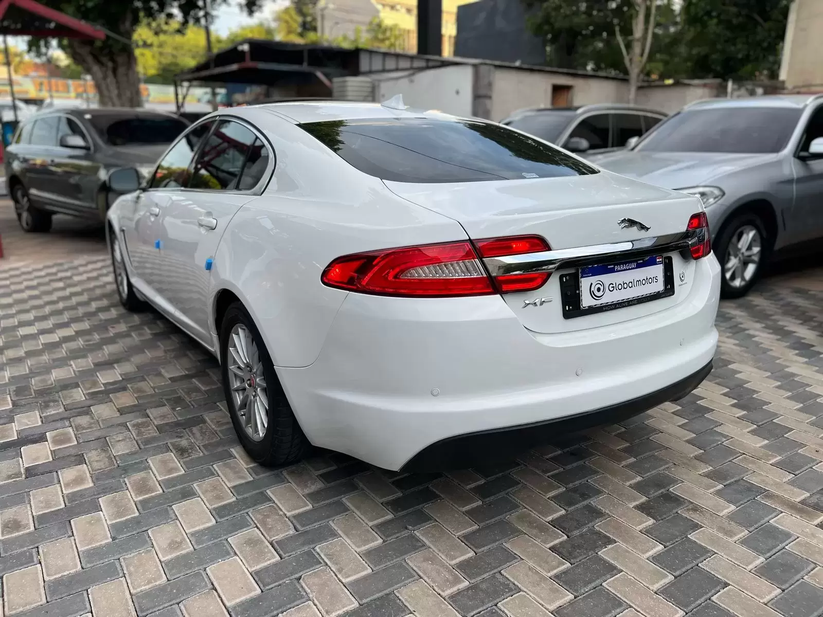 Jaguar XF Sedan Full 2014 en Globalmotors: Elegancia y potencia garantizadas - Imagen 5