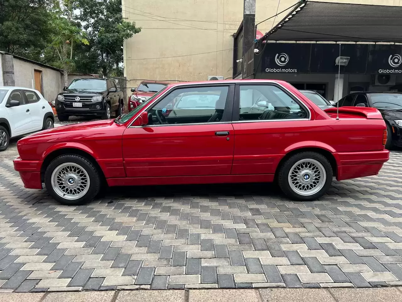 BMW E30 325is Coupe Look M 1988 en Globalmotors, Asunción. ¡Imperdible! - Imagen 4