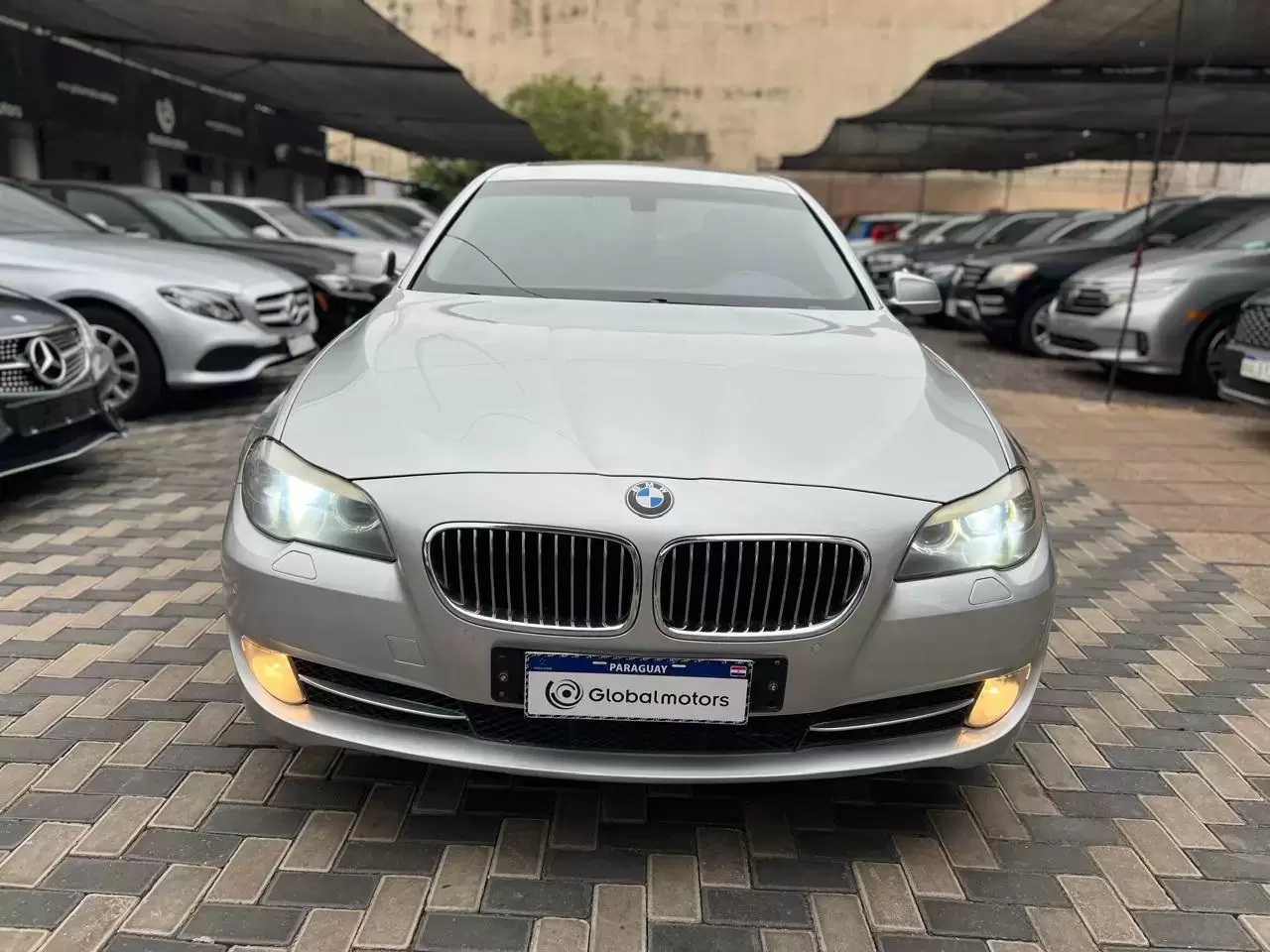 BMW 520d Luxury 2013 en Globalmotors: Elegancia y rendimiento excepcional - Imagen 2
