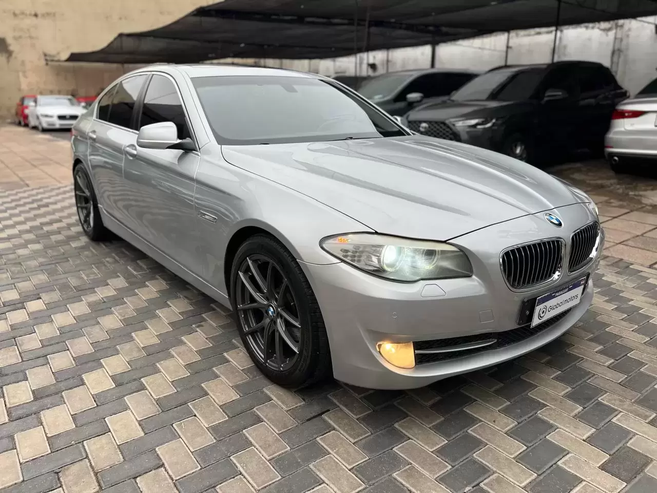 BMW 520d Luxury 2013 en Globalmotors: Elegancia y rendimiento excepcional - Imagen 3