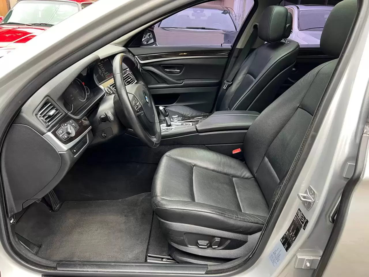 BMW 520d Luxury 2013 en Globalmotors: Elegancia y rendimiento excepcional - Imagen 9