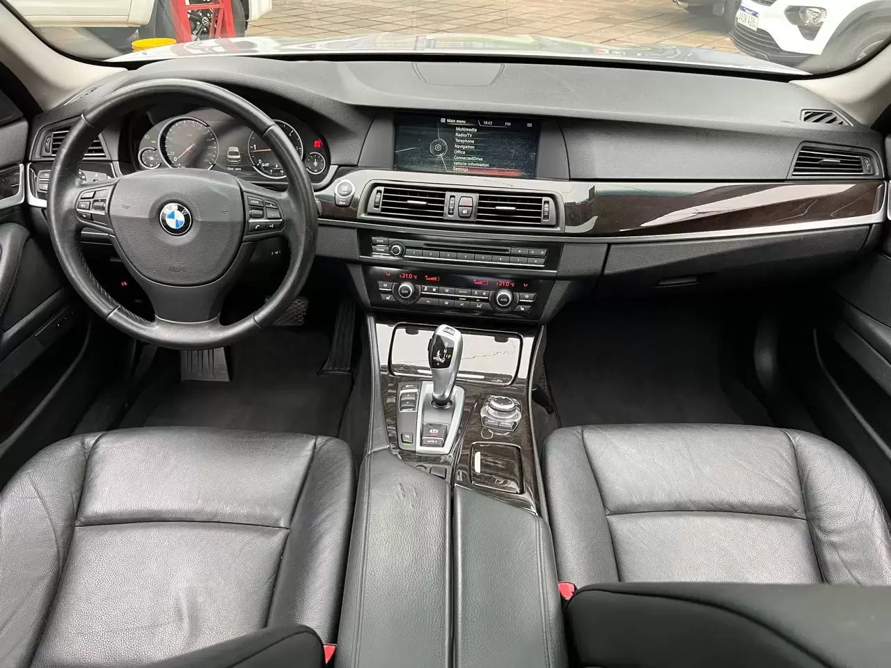 BMW 520d Luxury 2013 en Globalmotors: Elegancia y rendimiento excepcional - Imagen 14