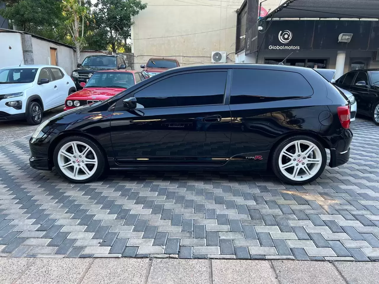 Honda Civic Type R EP3 JDM 2002 en Globalmotors: ¡Potencia y estilo! - Imagen 3