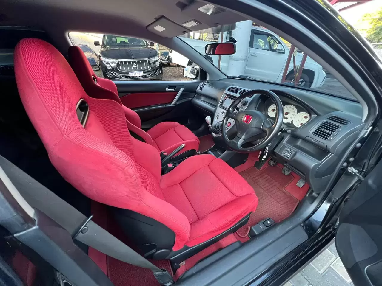 Honda Civic Type R EP3 JDM 2002 en Globalmotors: ¡Potencia y estilo! - Imagen 10