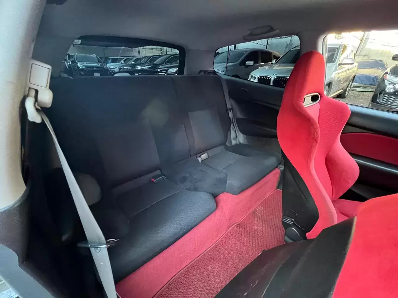 Honda Civic Type R EP3 JDM 2002 en Globalmotors: ¡Potencia y estilo! - Imagen 12