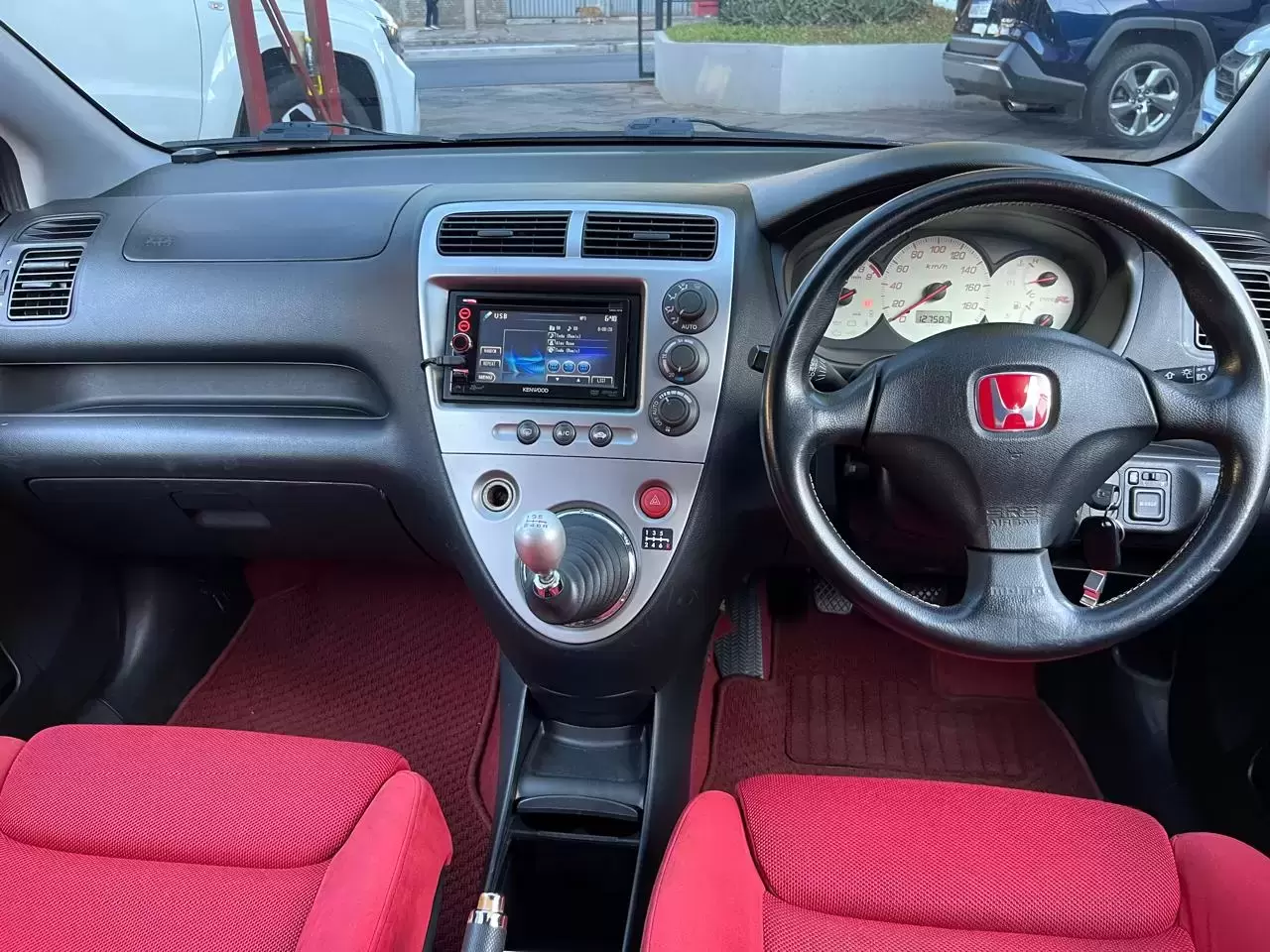 Honda Civic Type R EP3 JDM 2002 en Globalmotors: ¡Potencia y estilo! - Imagen 14