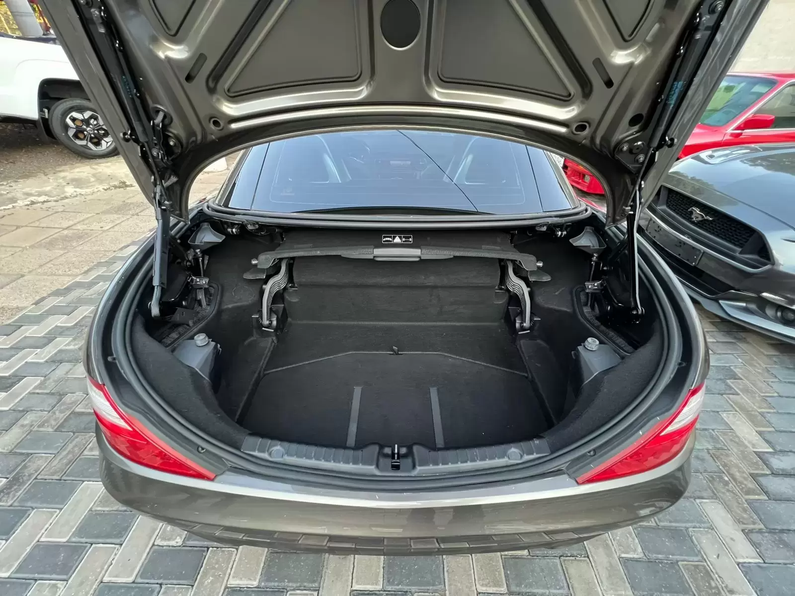 Mercedes Benz SLK 250 Luxury 2015 en Globalmotors: Elegancia y potencia - Imagen 23