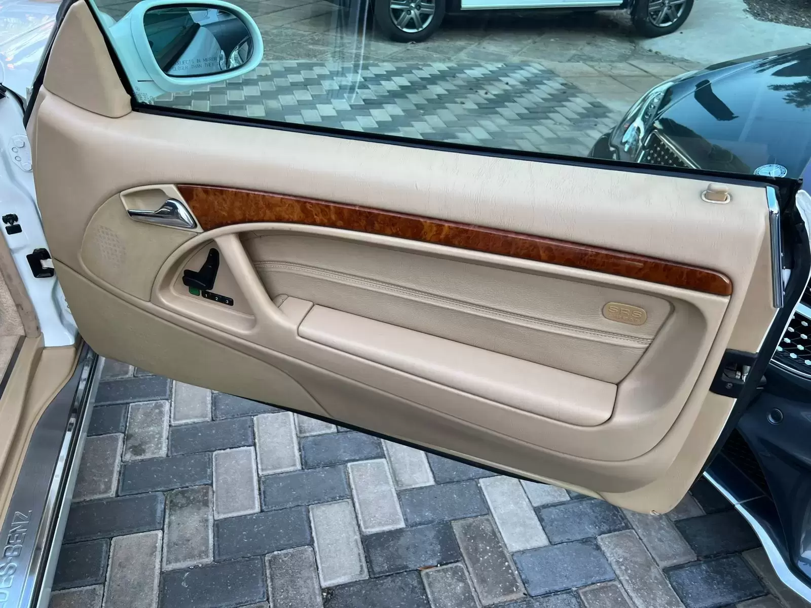 Mercedes Benz SL 500 Convertible 1999 en Globalmotors, Asunción, Paraguay - Imagen 17
