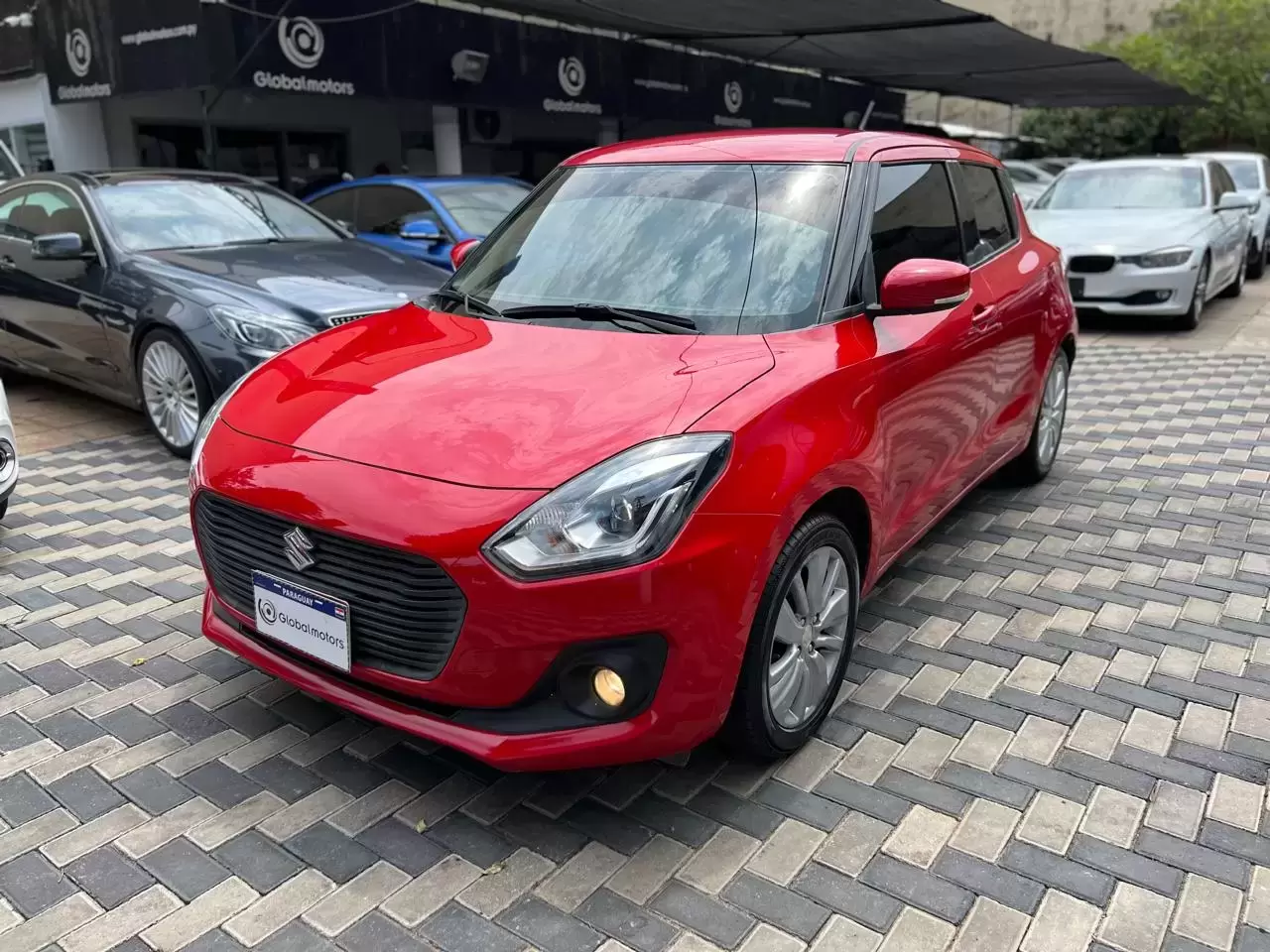 Suzuki Swift Full 2018 en Globalmotors: Diseño moderno y deportivo.