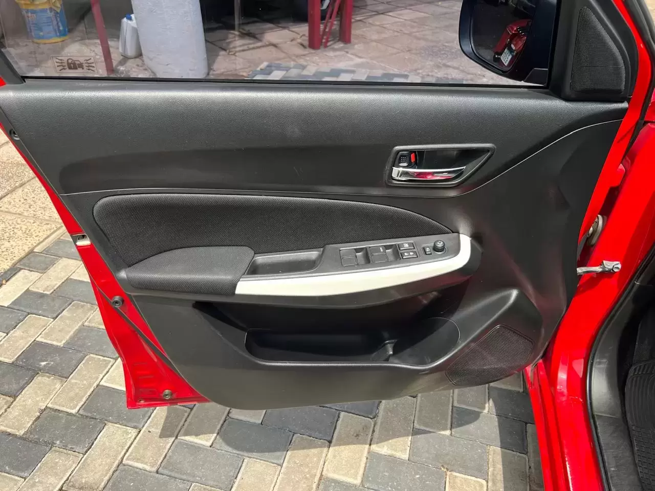 Suzuki Swift Full 2018 en Globalmotors: Diseño moderno y deportivo. - Imagen 10