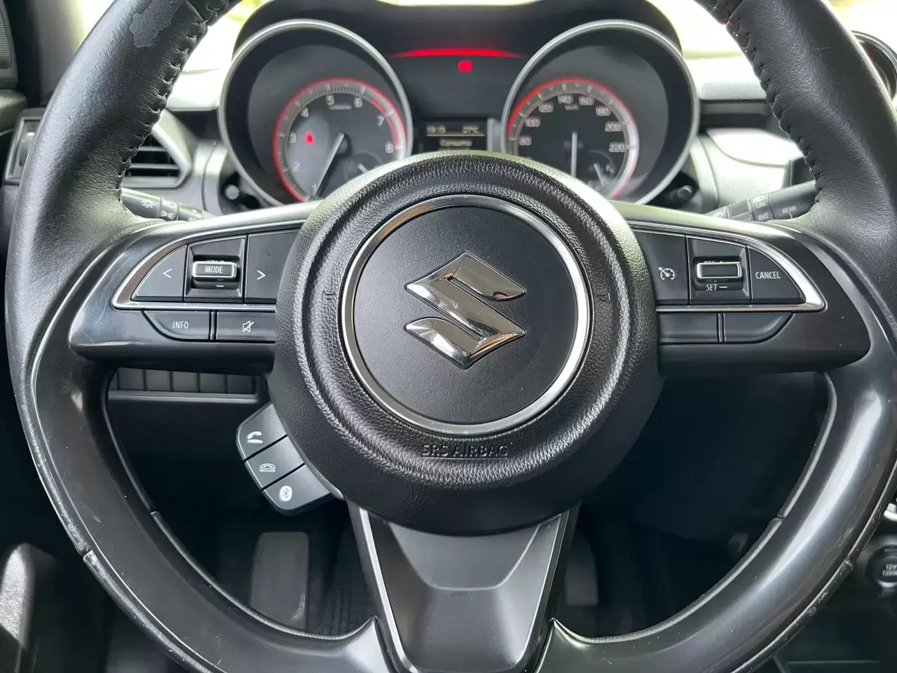 Suzuki Swift Full 2018 en Globalmotors: Diseño moderno y deportivo. - Imagen 18