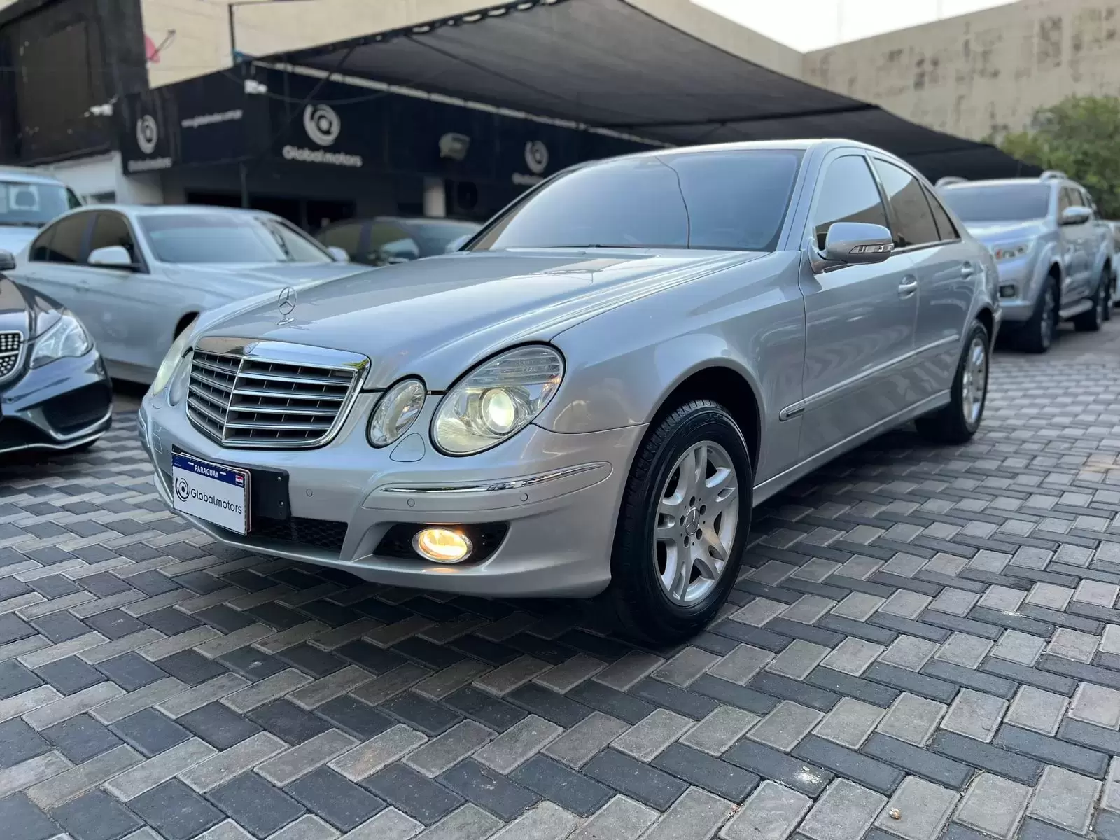 Mercedes Benz E320 CDI Full 2007 en Globalmotors: Lujo y eficiencia.