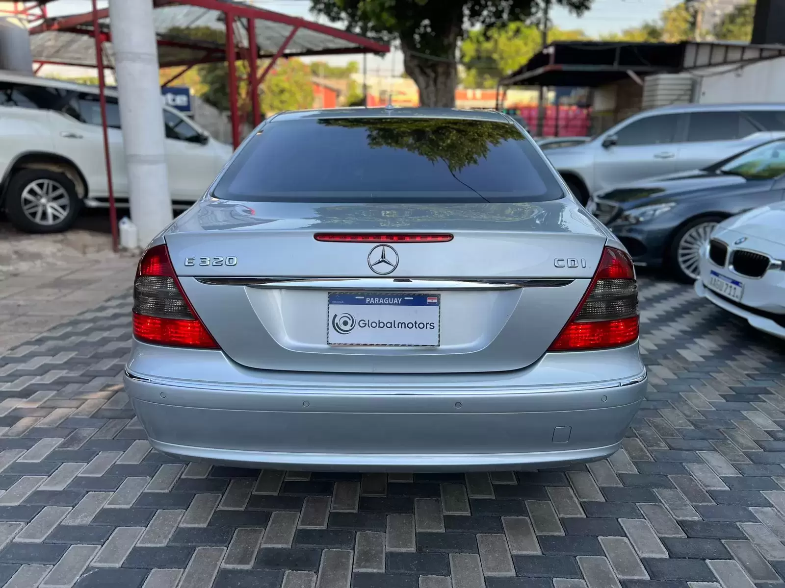 Mercedes Benz E320 CDI Full 2007 en Globalmotors: Lujo y eficiencia. - Imagen 6