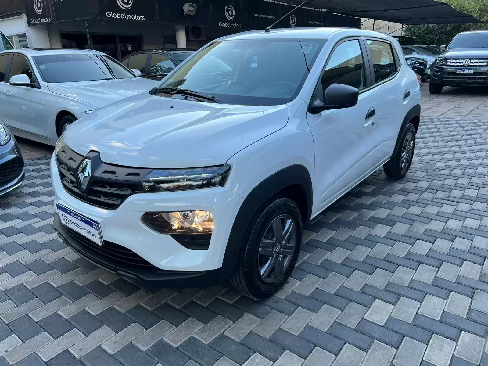 Renault Kwid 2024 en Globalmotors: Compacto, moderno y funcional. ¡Descúbrelo!