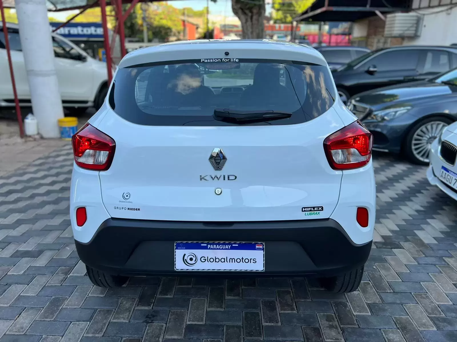 Renault Kwid 2024 en Globalmotors: Compacto, moderno y funcional. ¡Descúbrelo! - Imagen 6
