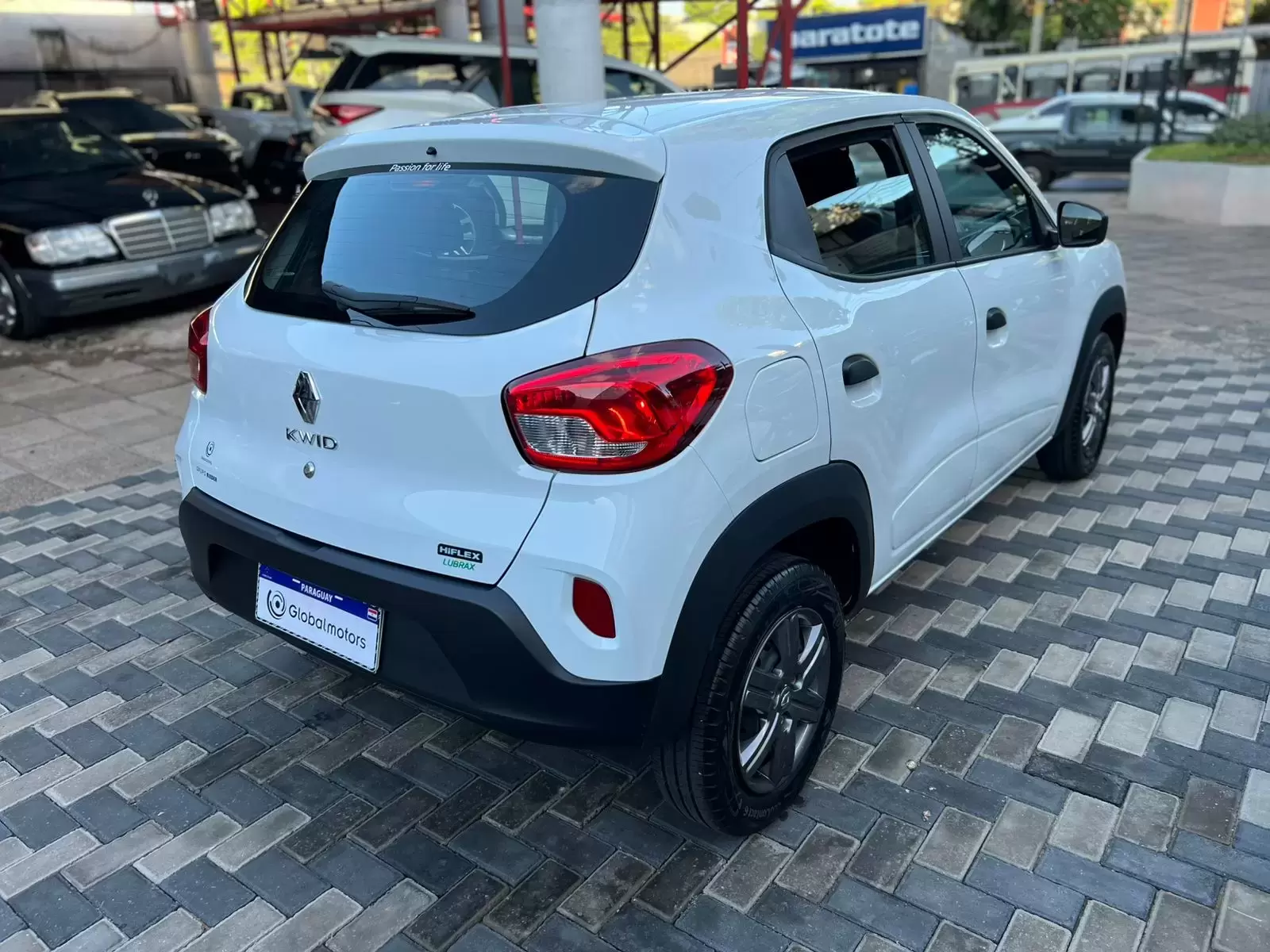 Renault Kwid 2024 en Globalmotors: Compacto, moderno y funcional. ¡Descúbrelo! - Imagen 7