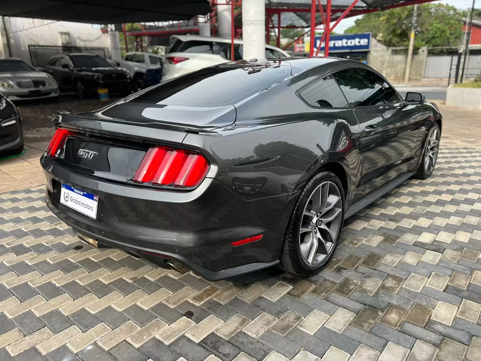 Ford Mustang GT Full 2017 en Globalmotors: Potencia y estilo icónico. - Imagen 7