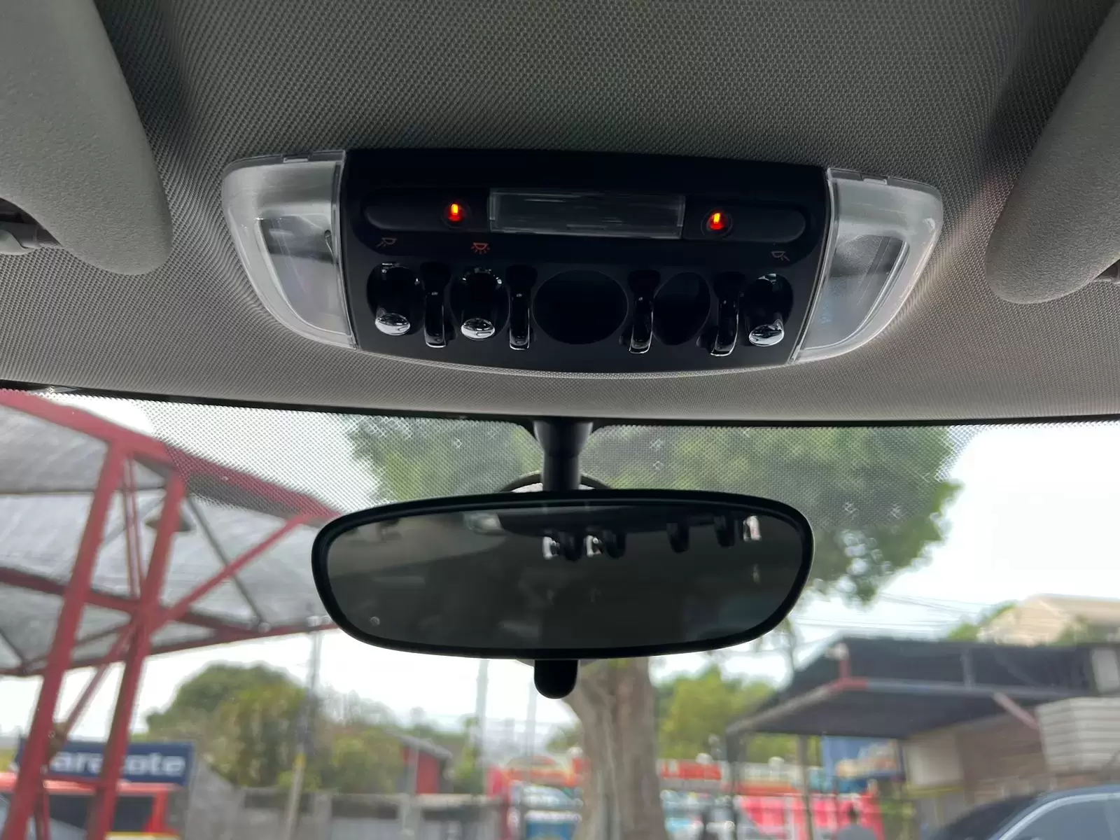 Mini Cooper Hatch 2023 en Globalmotors: Diseño icónico y tecnología avanzada. - Imagen 20