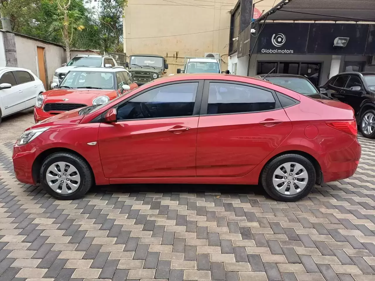 Hyundai Accent 2017 en Globalmotors: Estilo, eficiencia y comodidad. - Imagen 4