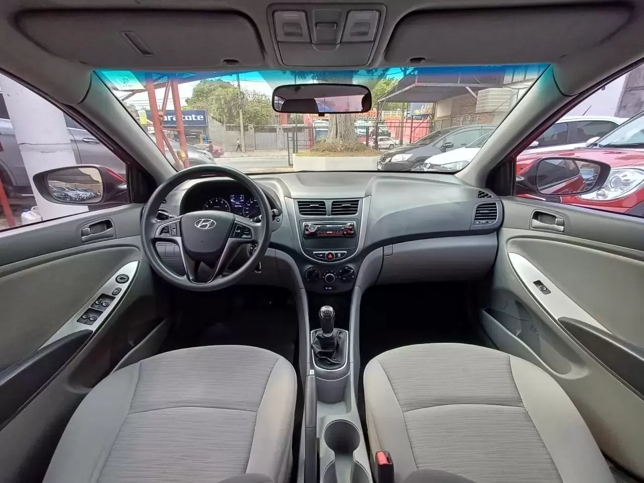 Hyundai Accent 2017 en Globalmotors: Estilo, eficiencia y comodidad. - Imagen 13