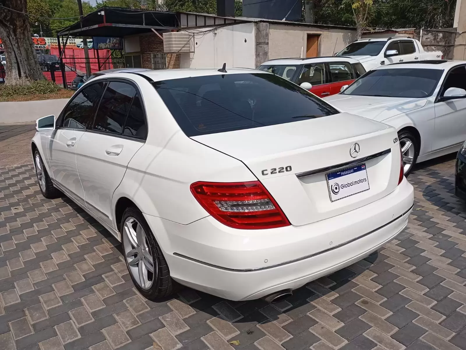 Mercedes Benz C220 CDI 2014 en Globalmotors: Lujo y rendimiento. - Imagen 5
